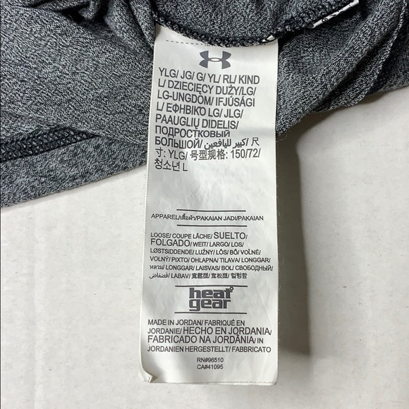 Under Armour Youth Large loose long sleeve - Picture 3 of 5